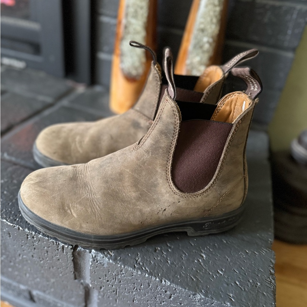 Unisex men’s women’s Brown Chelsea Boots
